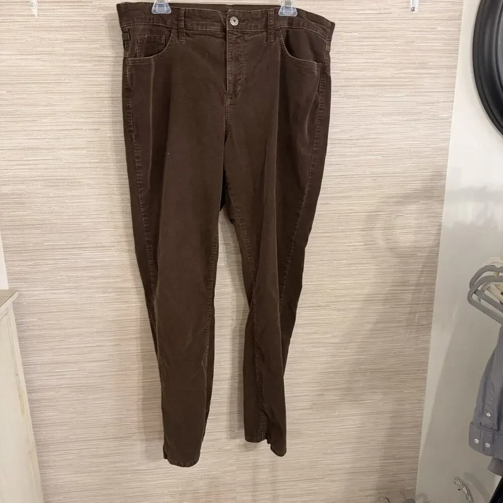 St. Johns Bay Lot of 2 pair of women's size 18 Corturoy's